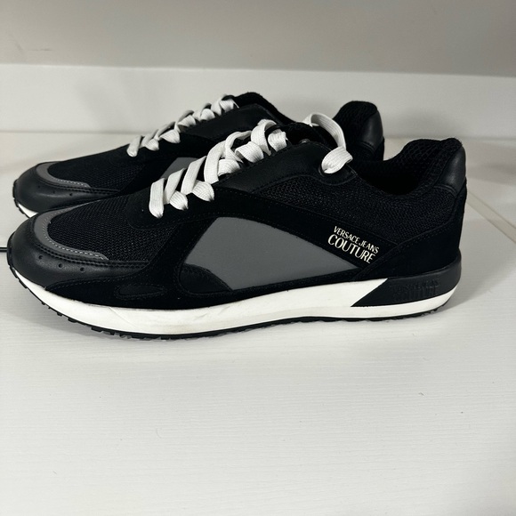 Versace Jeans Couture Men's Sneakers Shoes Contrasting Black Gray Sz 11.5 - Picture 2 of 3